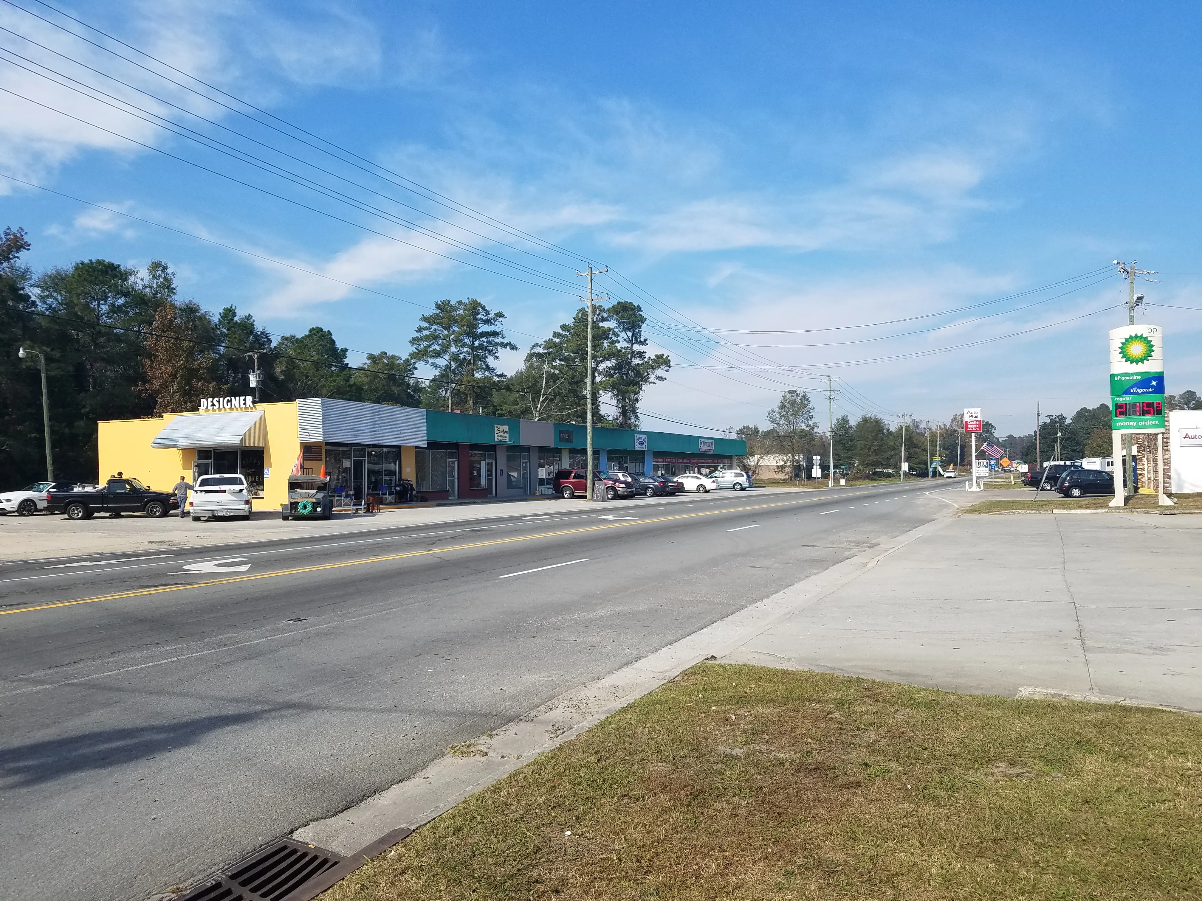 Local scene in Castle Hayne, North Carolina.