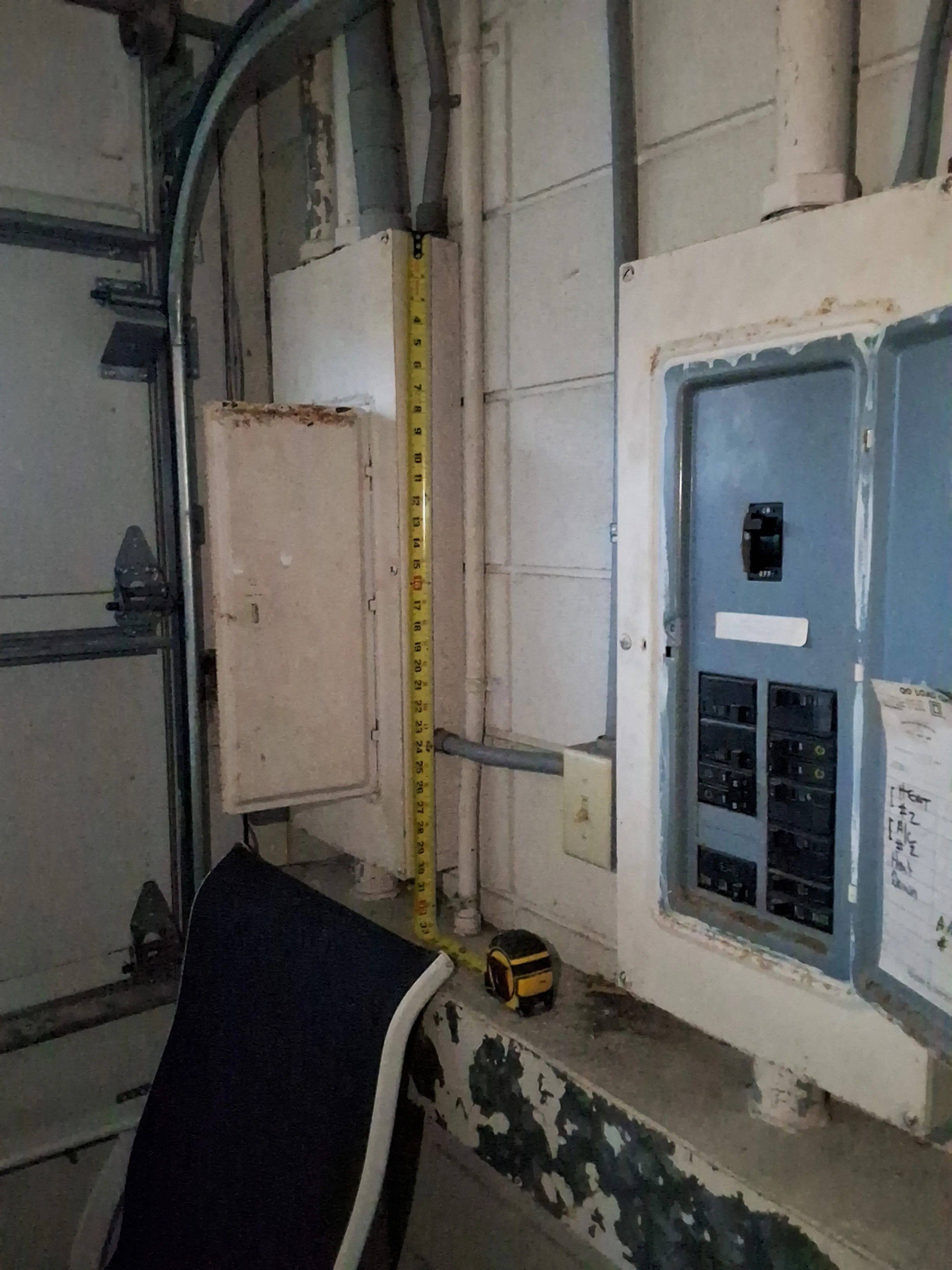 Updated service entrance equipment for a Wrightsville Beach 400-amp electrical upgrade.